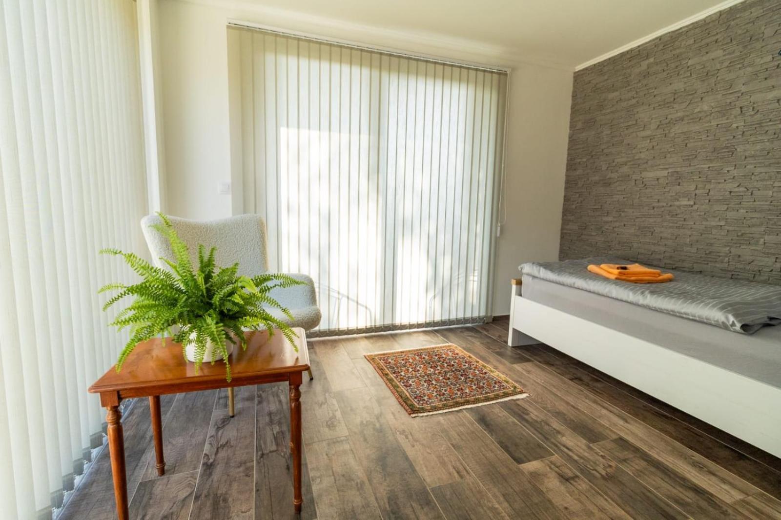 Vila Residence Leo มาเรียอานซเกลาซนี ภายนอก รูปภาพ